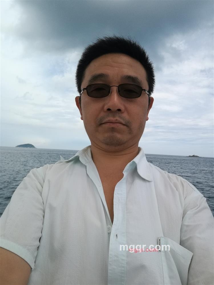 情人的情侣的第1张照片