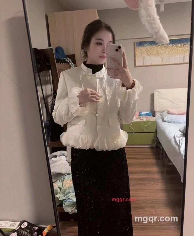 依秋的第1张照片