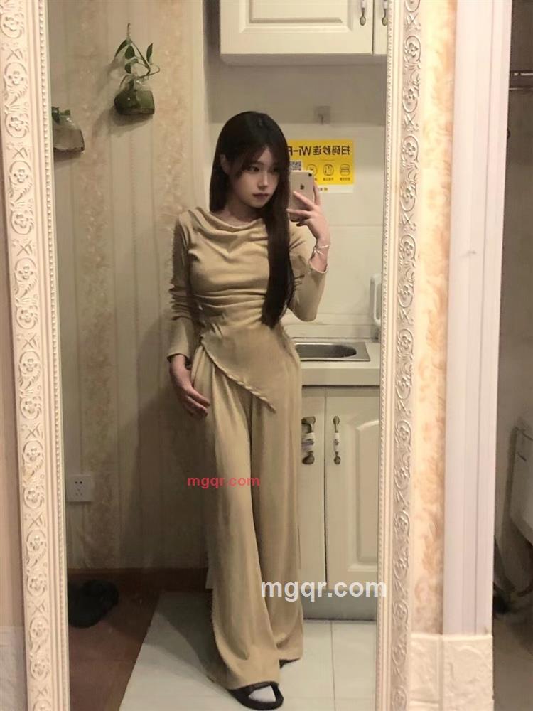 爱笑的女孩的第2张照片