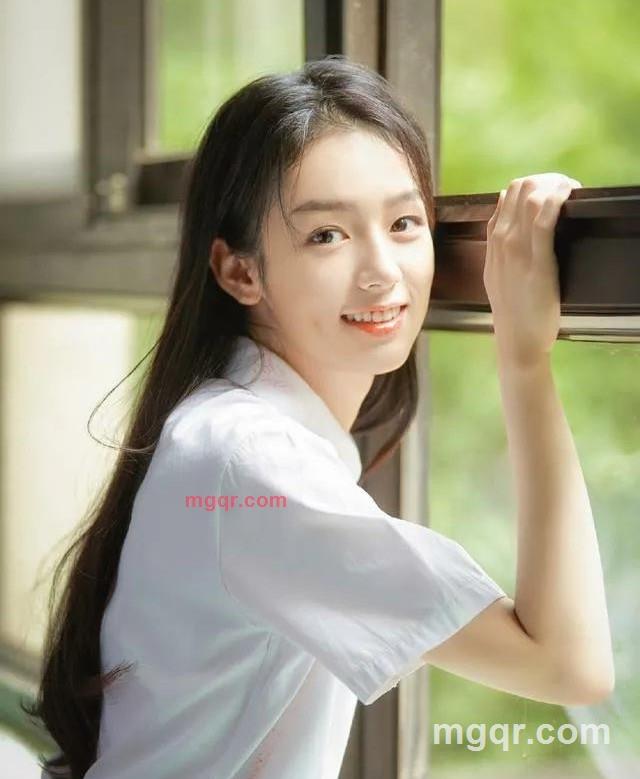 草莓味的小仙女的第3张照片