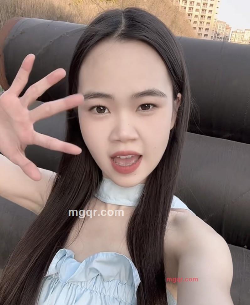 芹芹很温柔??的第6张照片