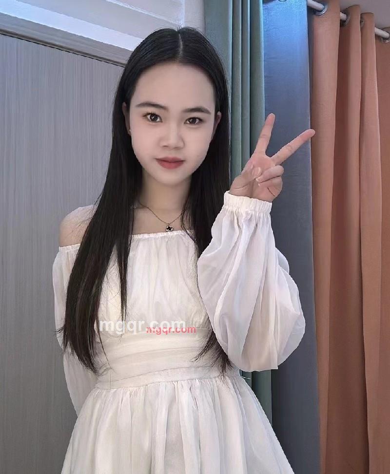 芹芹很温柔??的第5张照片