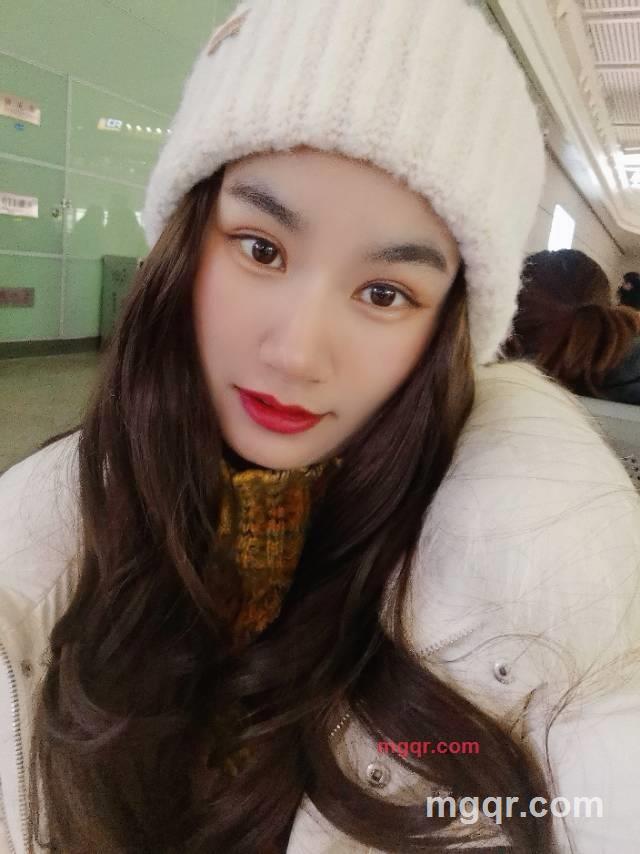 傲娇?? 小婷妞 ??的第3张照片