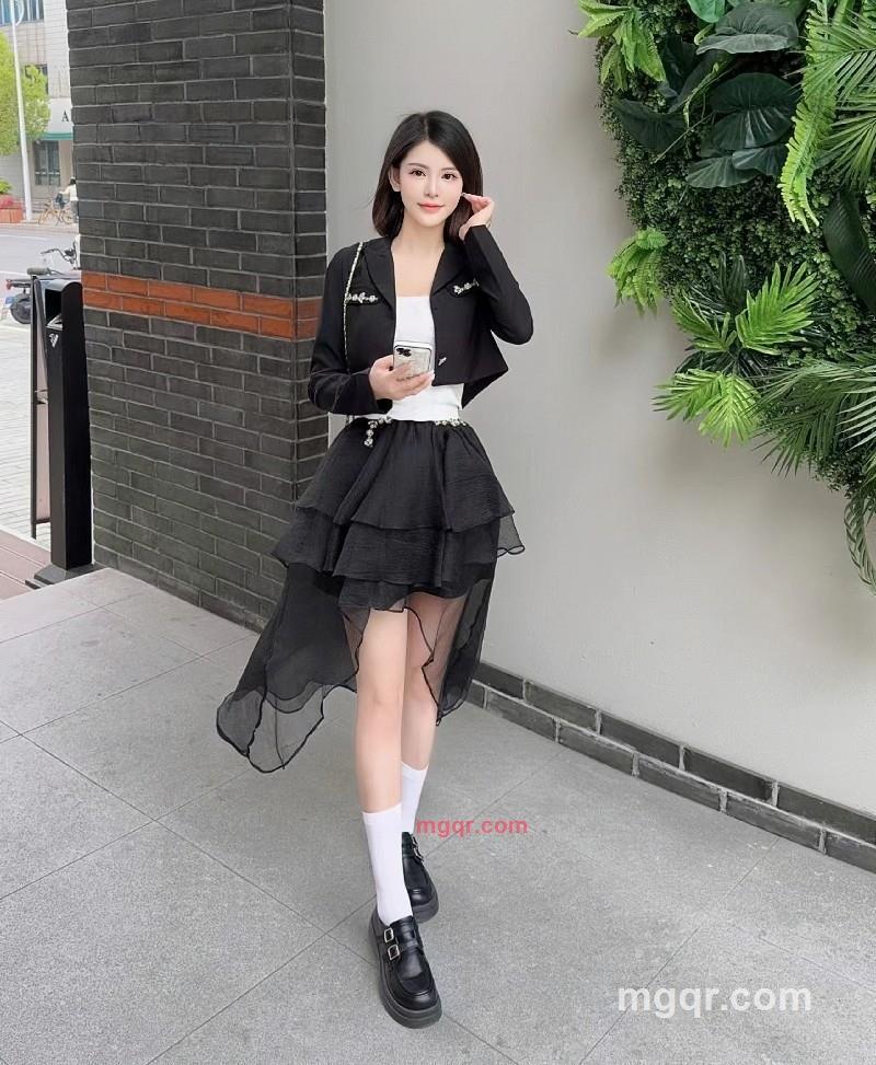 跳河小娘子的第1张照片