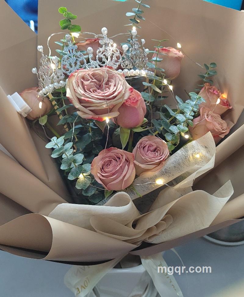 爱玲的第1张照片