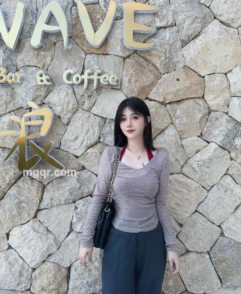 白月光的第1张照片