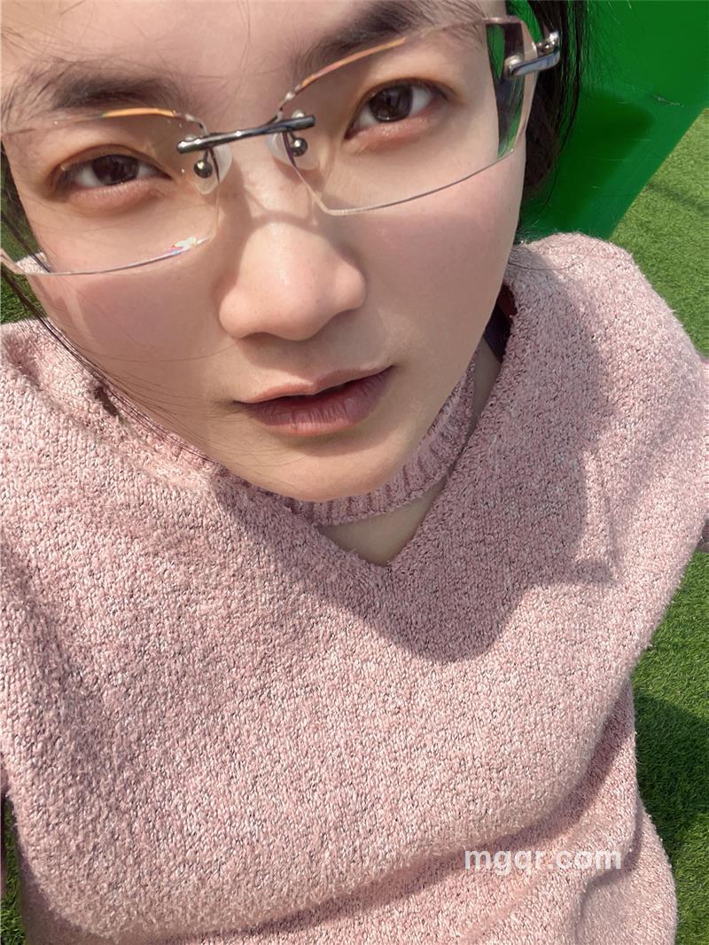 小静的第1张照片