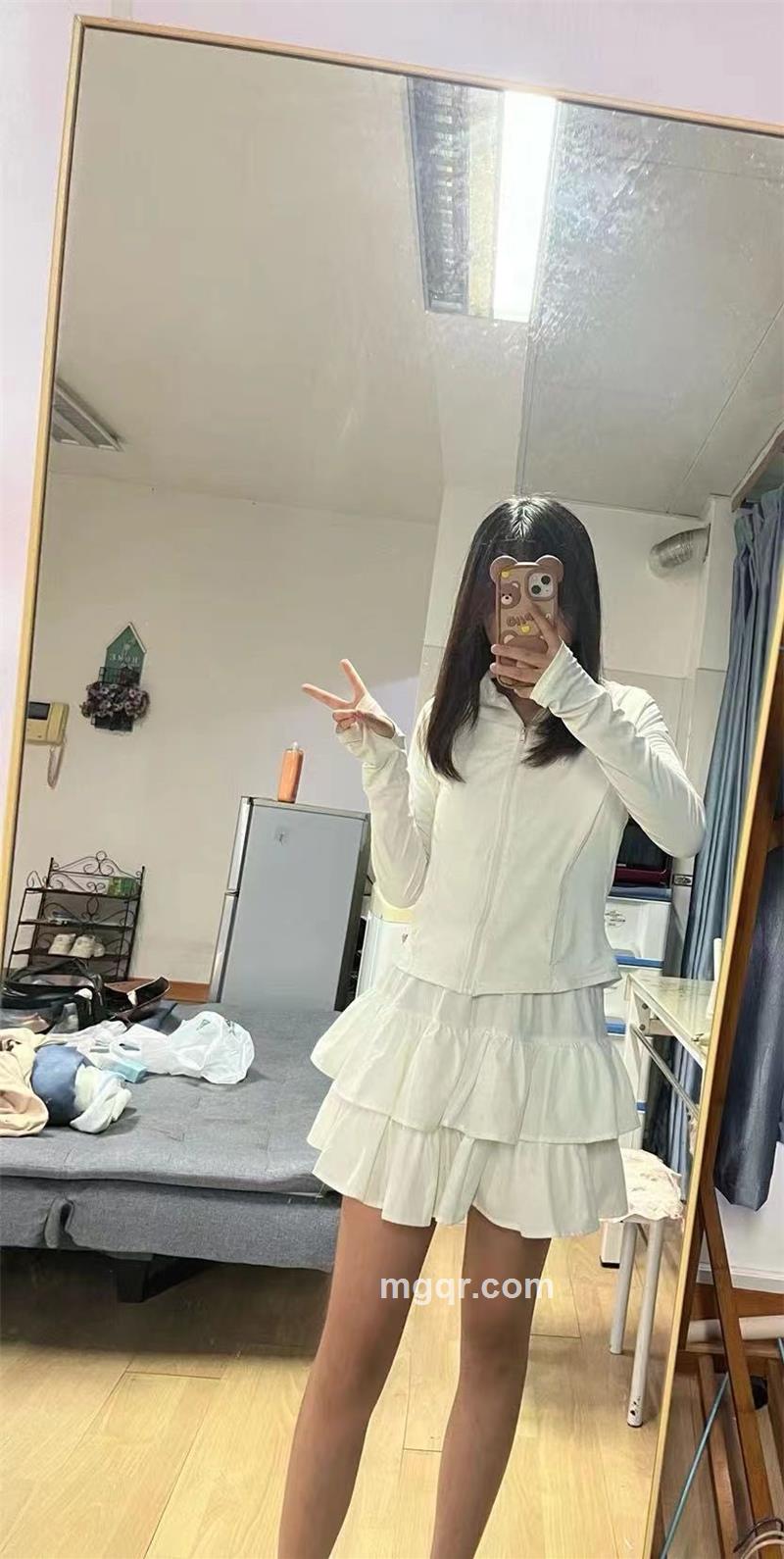 缺爱笨小孩的第1张照片