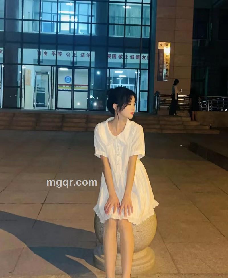 没人爱的小可爱的第2张照片