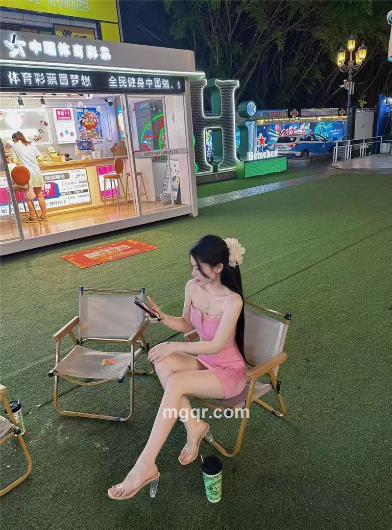小玫瑰的第1张照片