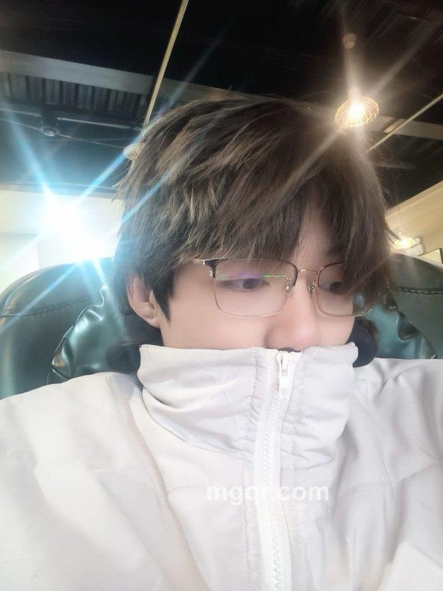 流落奶狗的第1张照片