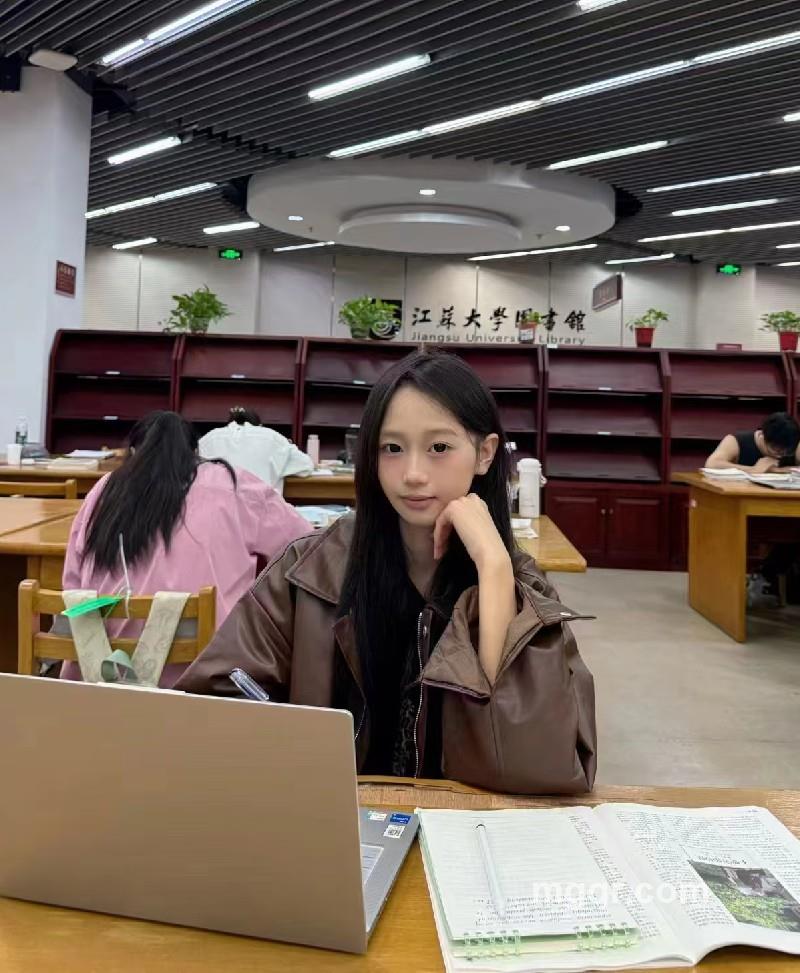 漂亮宝贝的第1张照片