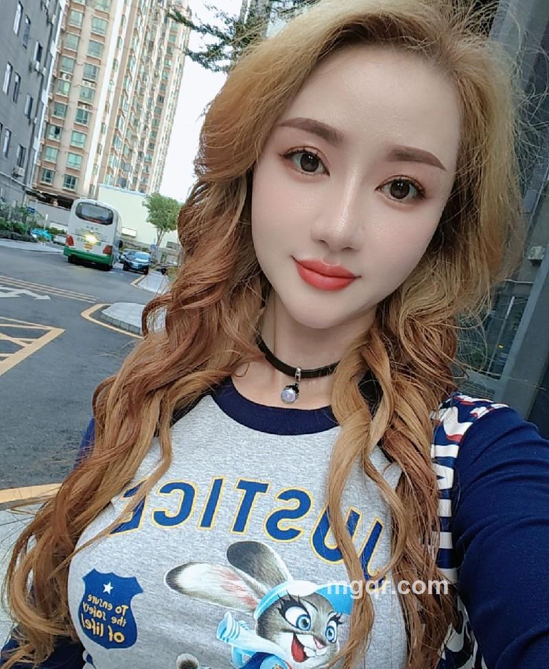 莉莉Lily的第4张照片
