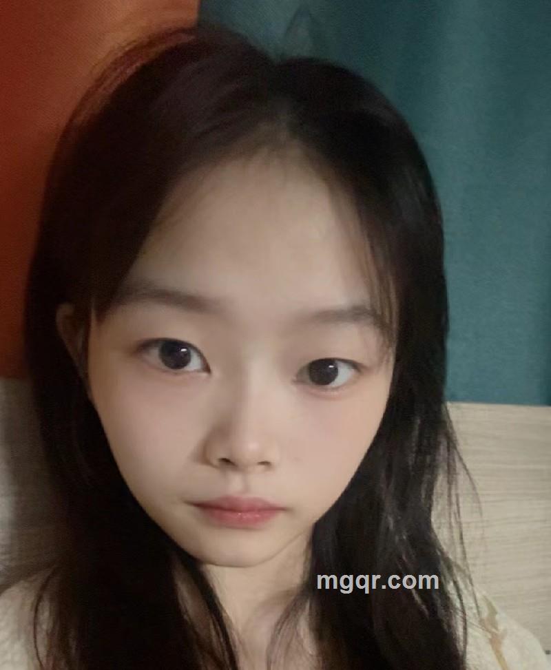 依依的第1张照片