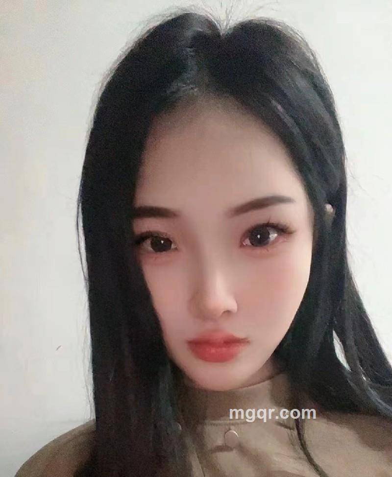 小莉的第1张照片