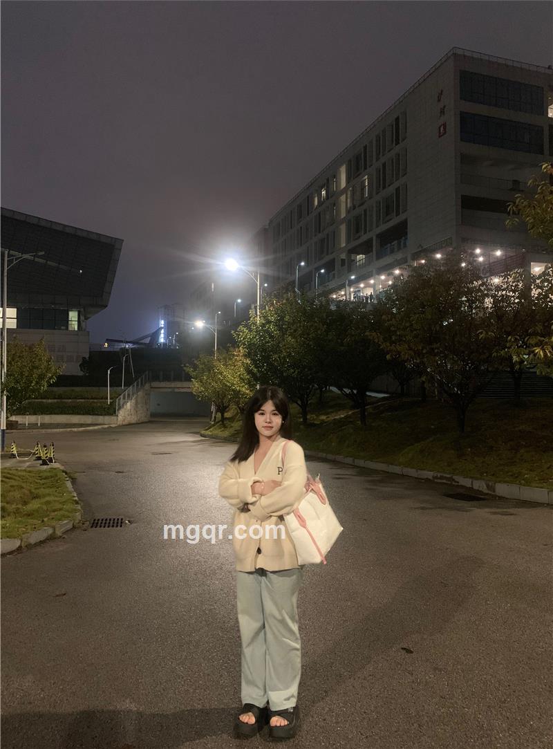 上一组第一张照片