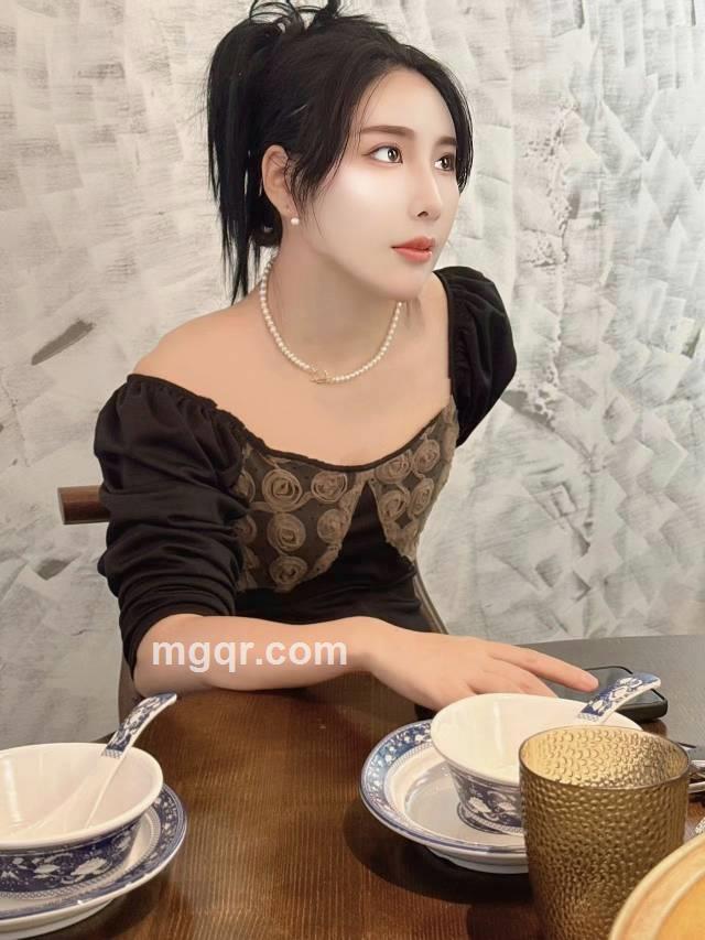 颜若的第12张照片