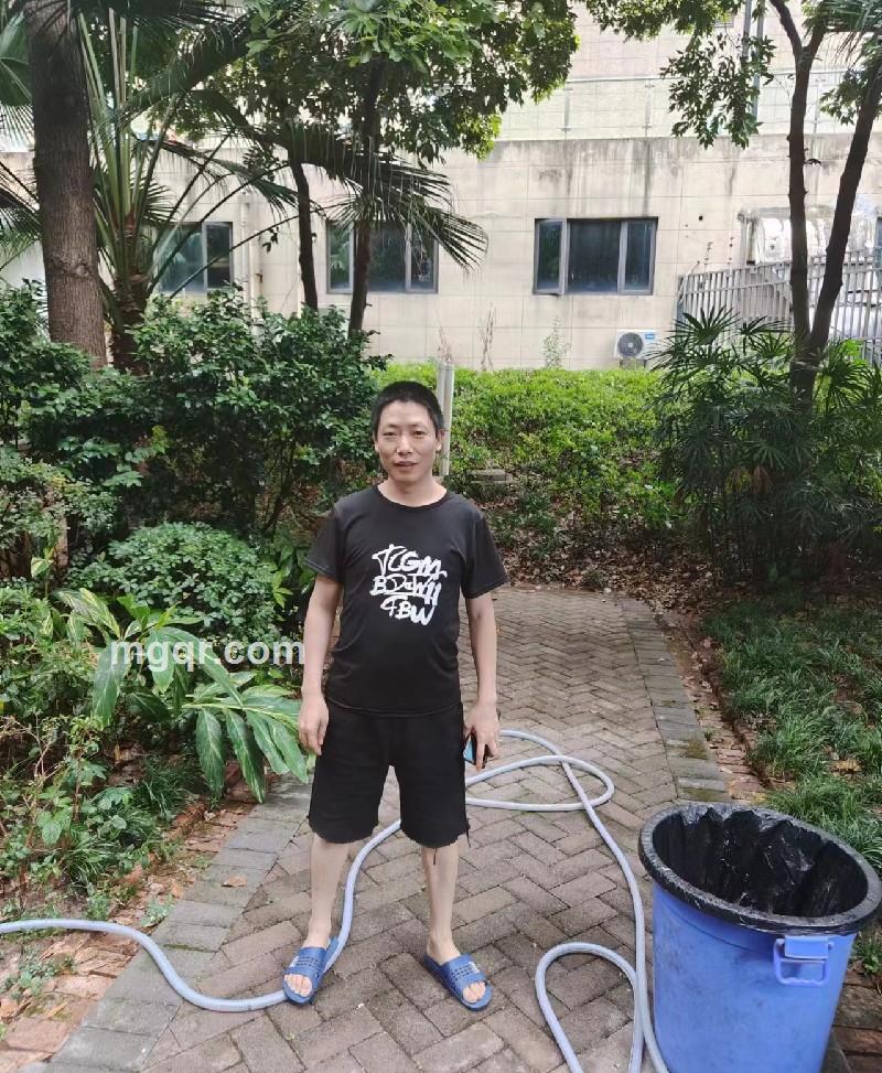 独行孤狼的第2张照片