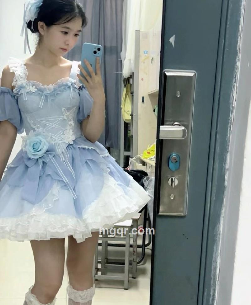 小凤的第1张照片