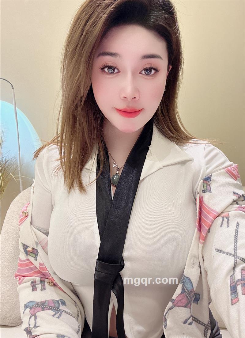 粉色小妖的第1张照片