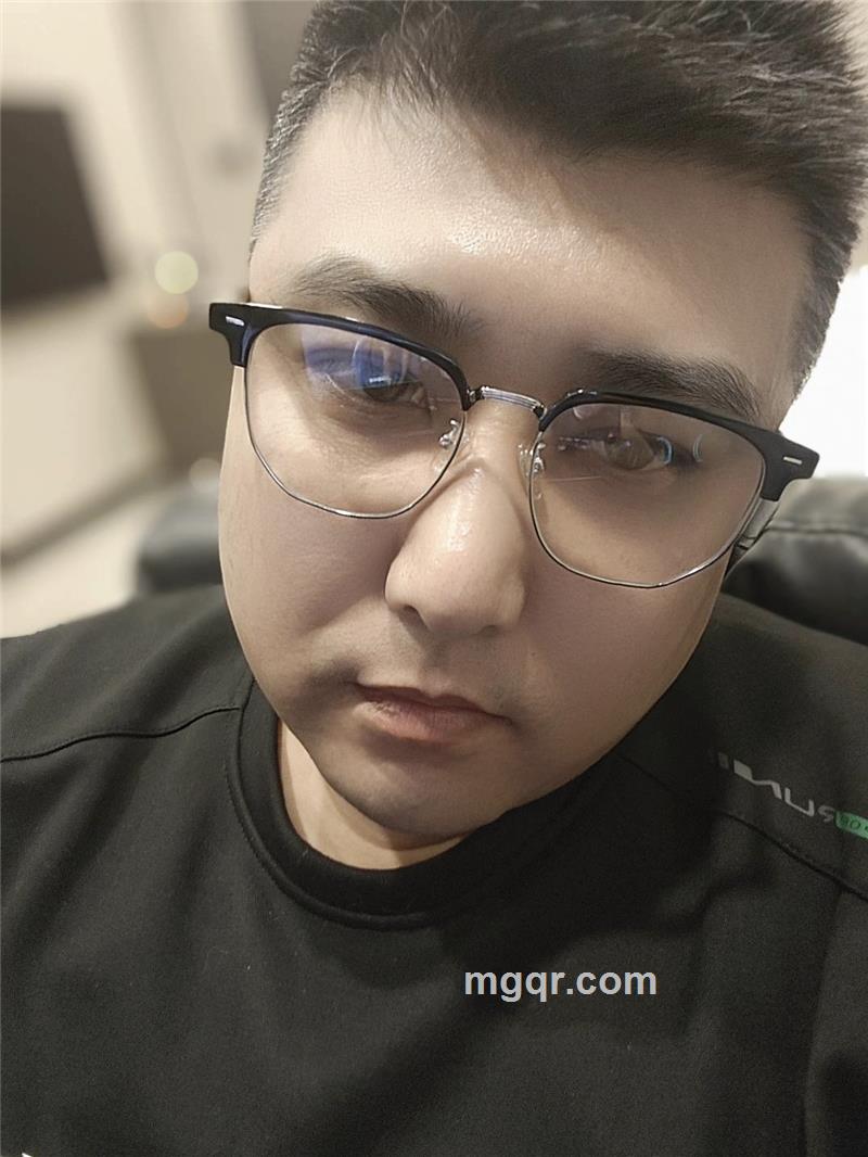 二郎的第1张照片