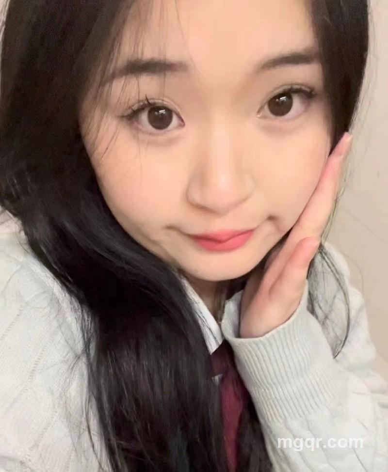 青纯少女的第1张照片