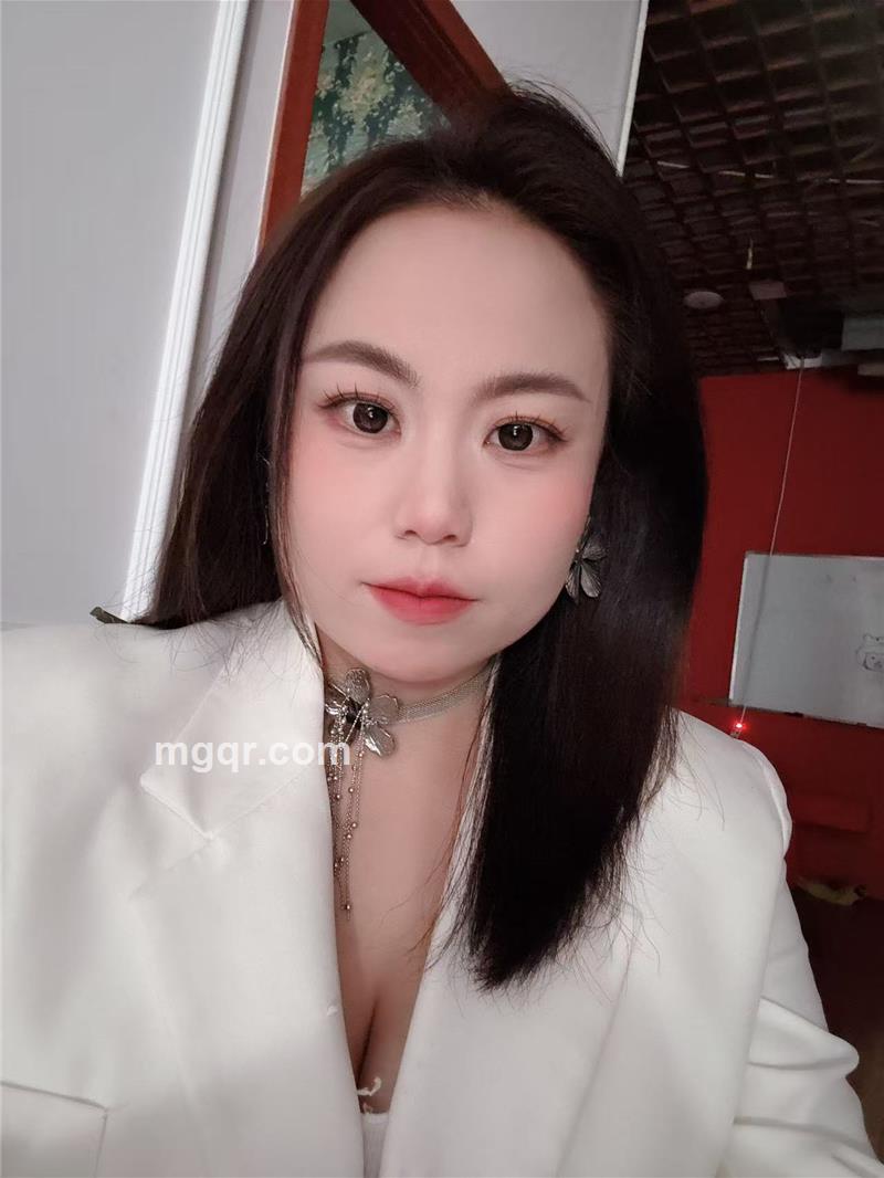 A微笑的第1张照片