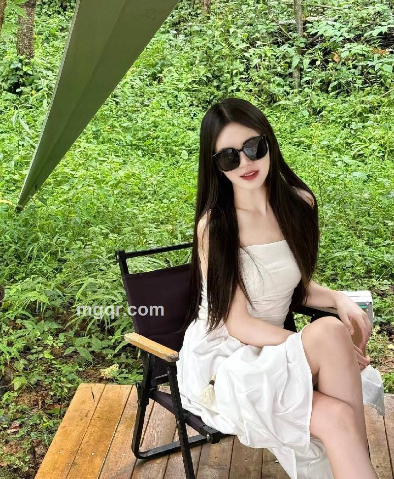 芹芹很温柔??的第2张照片