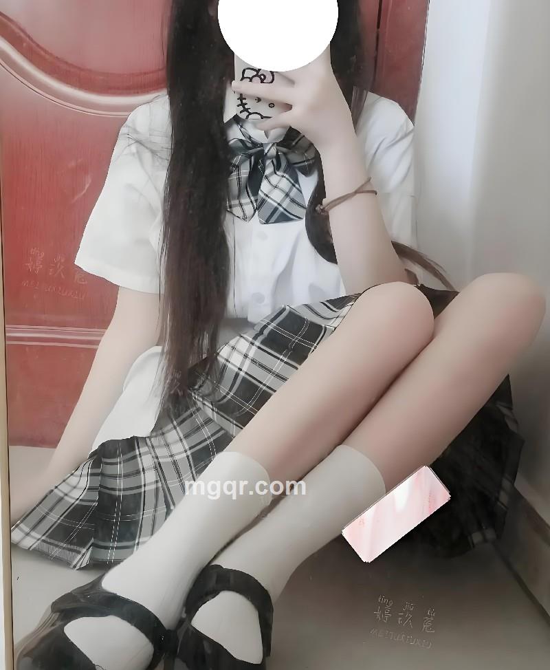 暧昧的第1张照片