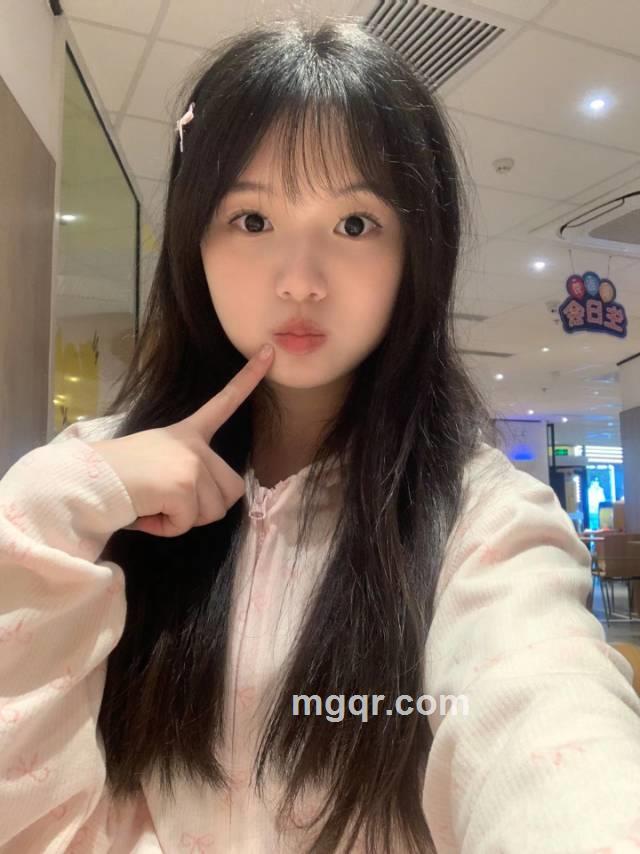 草莓熊的第1张照片