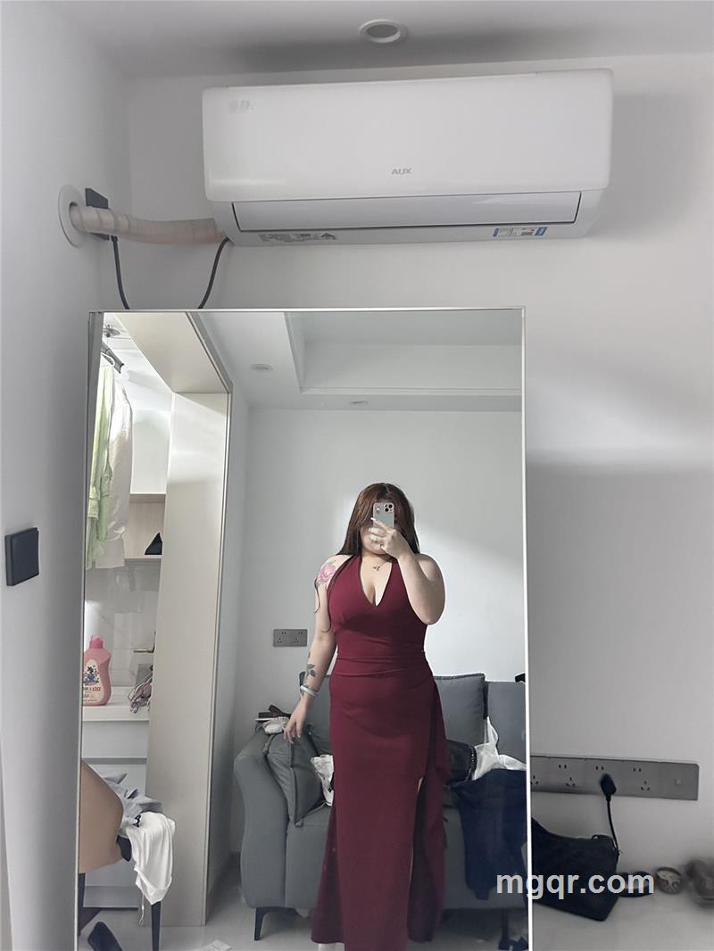 160斤肉肉女孩的第1张照片