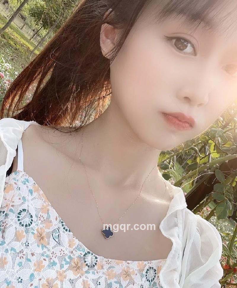 吖花花的第1张照片