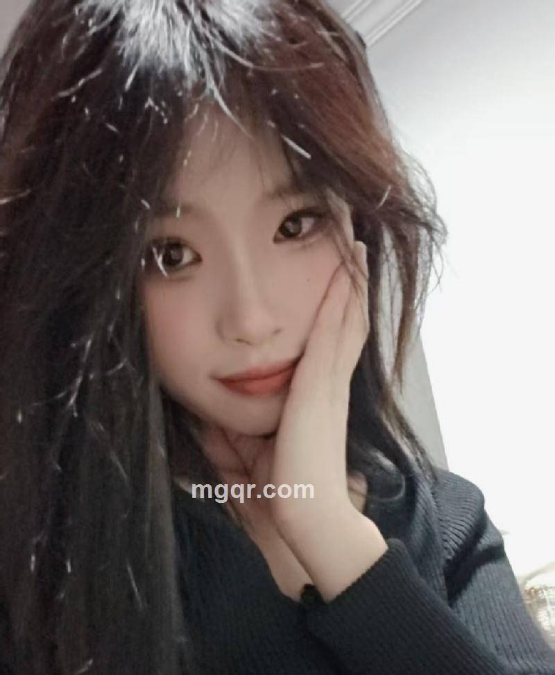 笑着面对的第2张照片