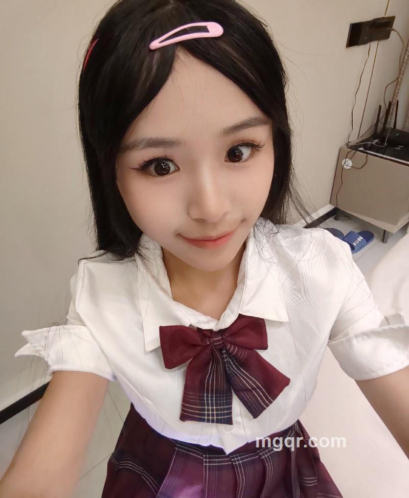 爱笑的小萝莉的第1张照片