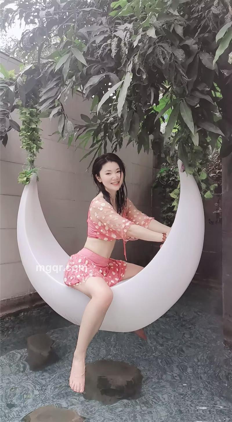 丫丫妞妞的第1张照片