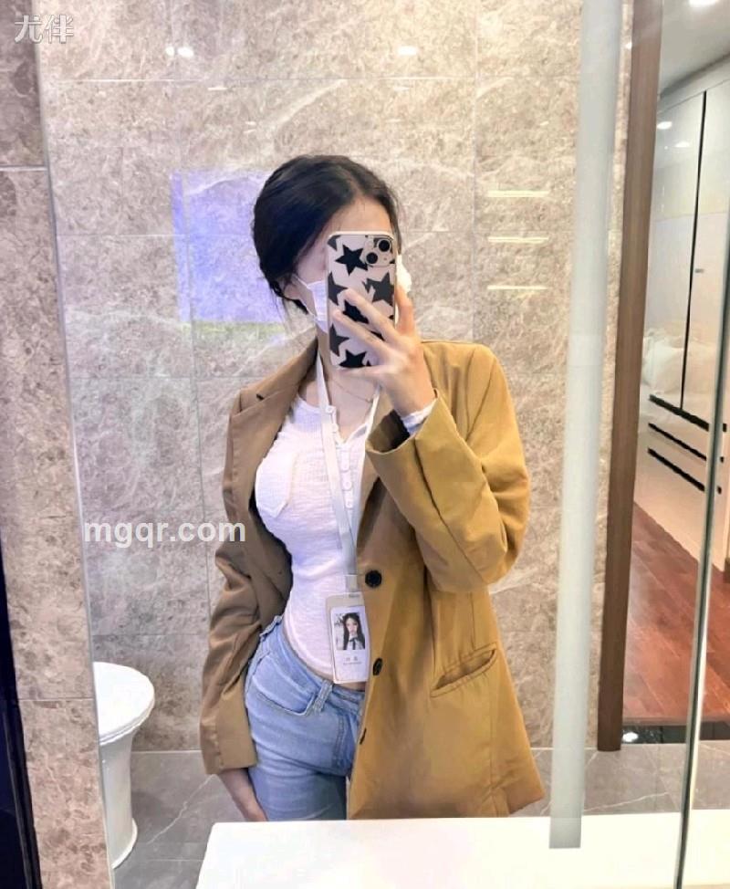 Betty的第1张照片