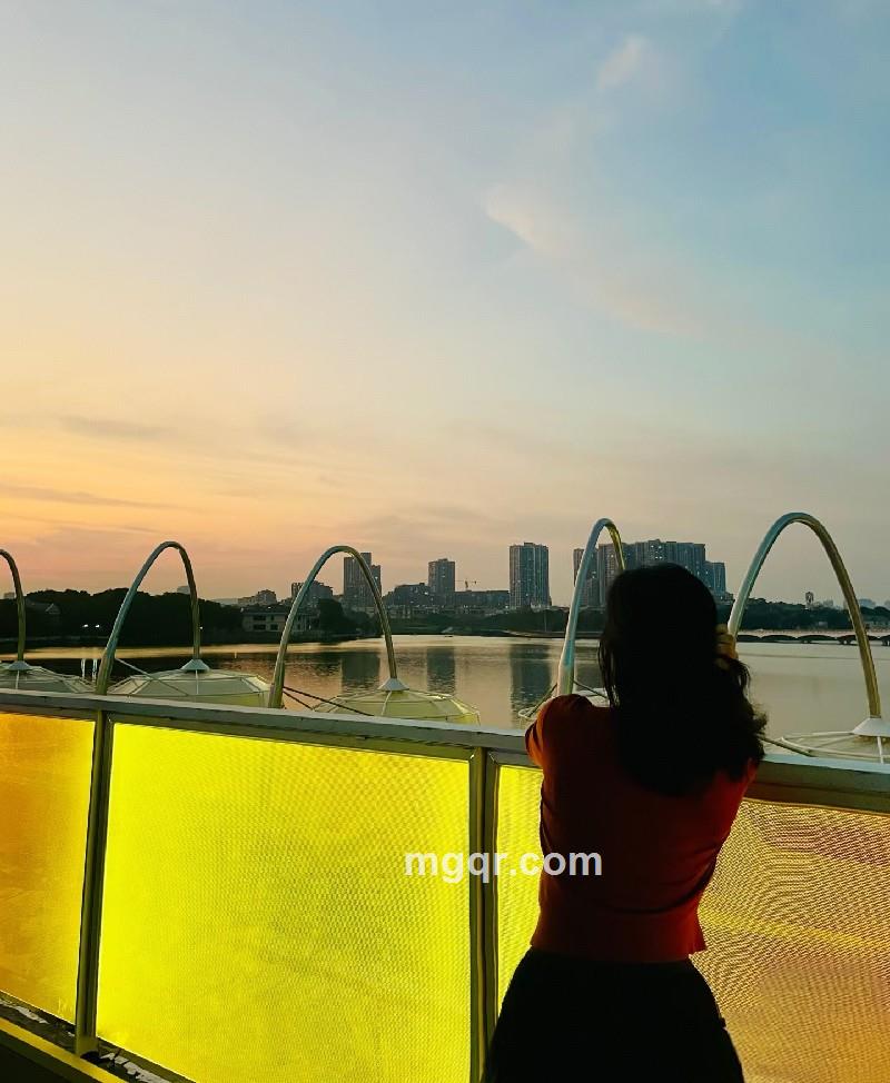 非晚的第1张照片