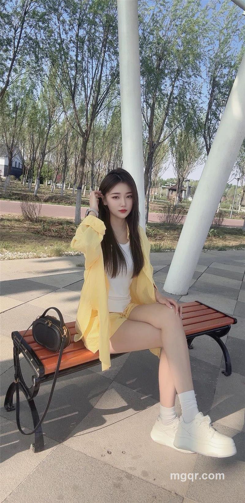 黑夜的猫的第2张照片