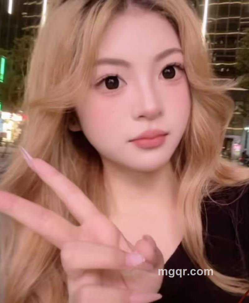 曾妮的第3张照片