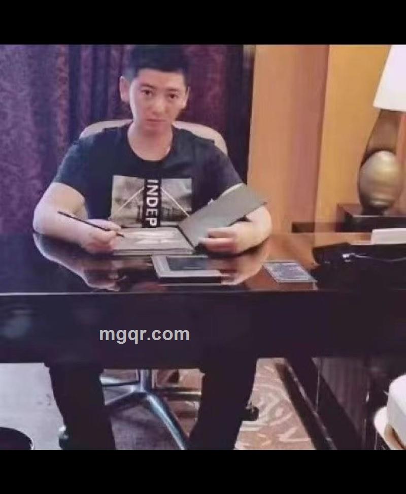 张辉的照片