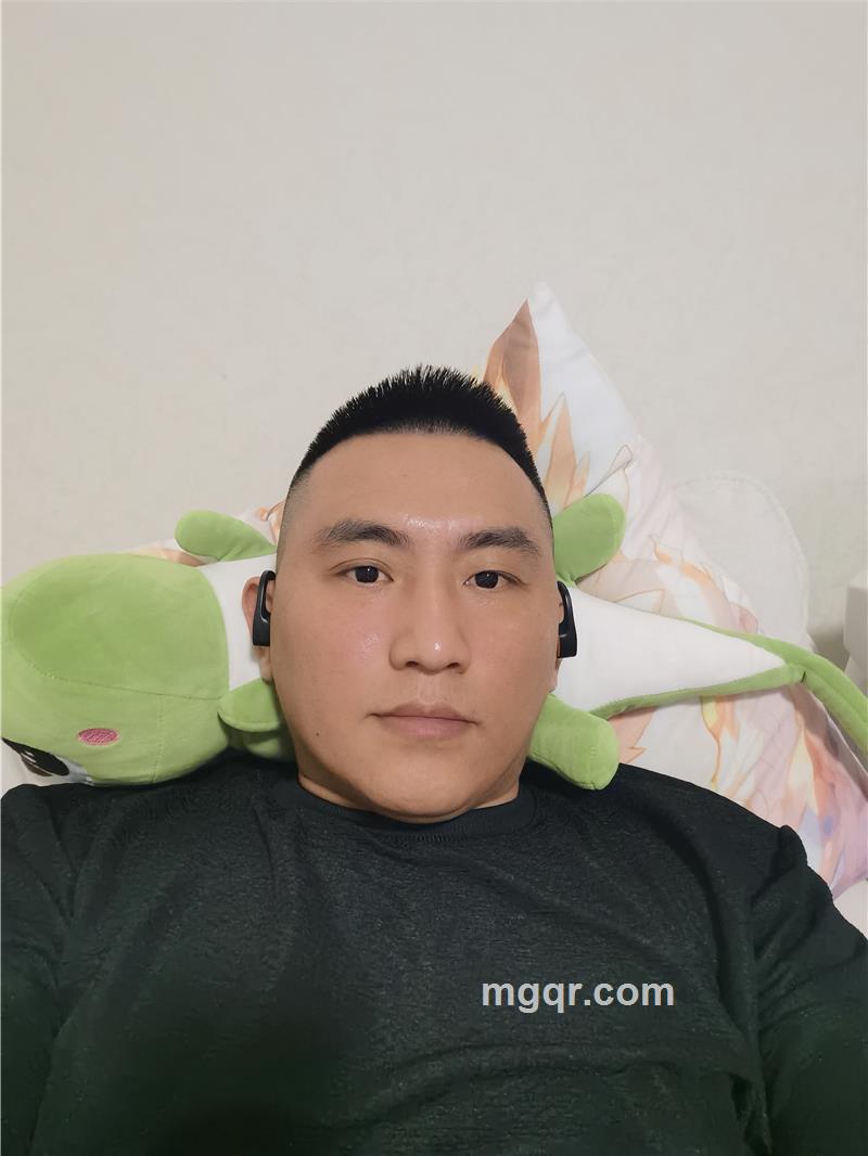 叶飞宇的照片