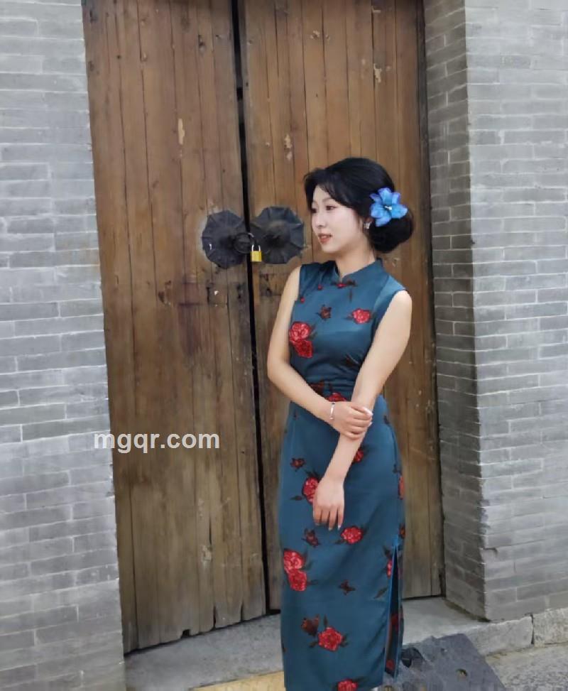 孤蔷的照片