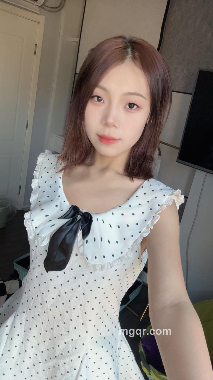 求一段情丶的照片