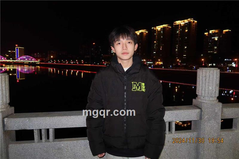 浏阳彭于晏的照片