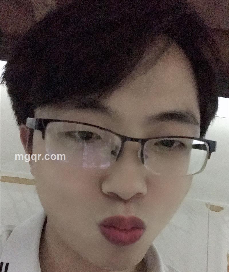 雨男的照片