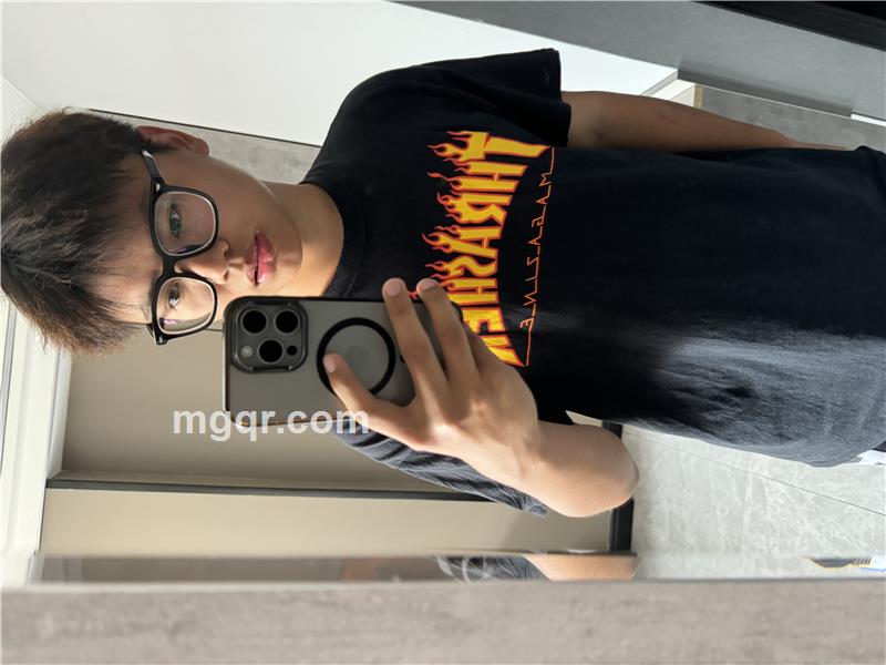 我情感淡漠的照片
