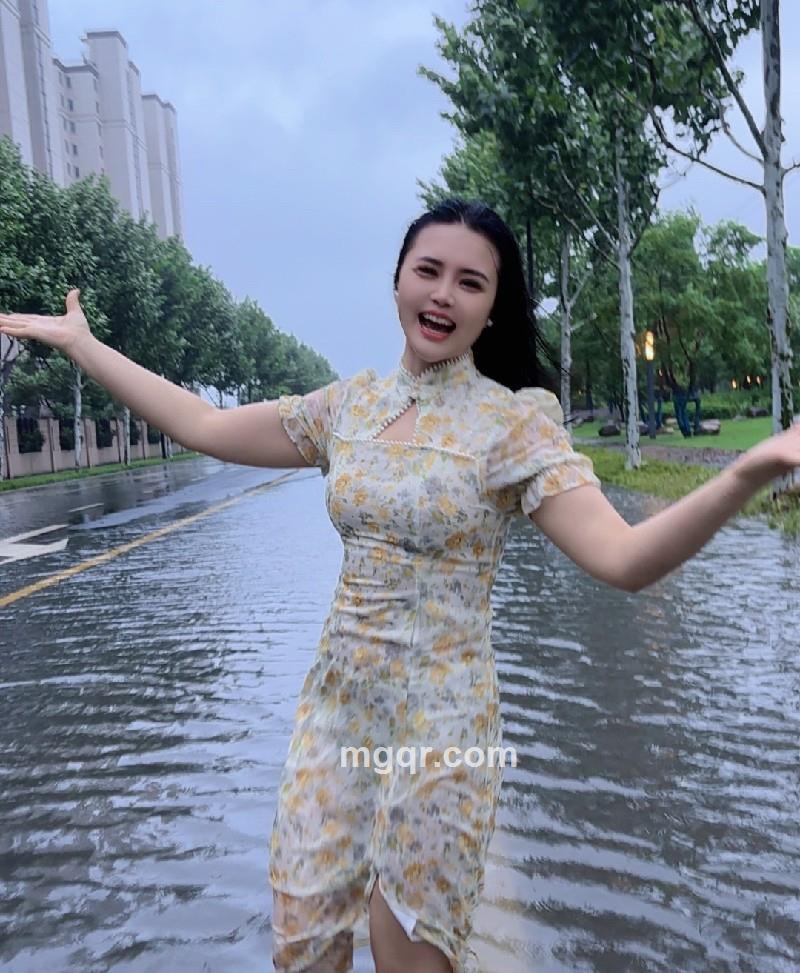 露的照片