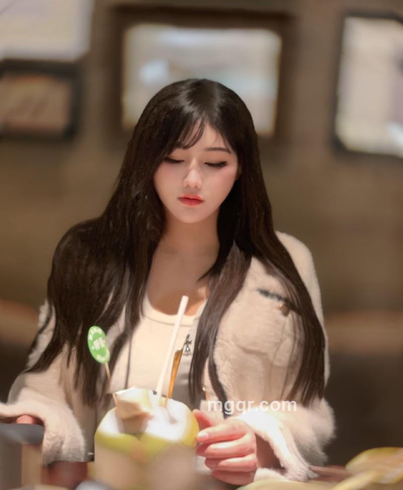 莉莉子的照片