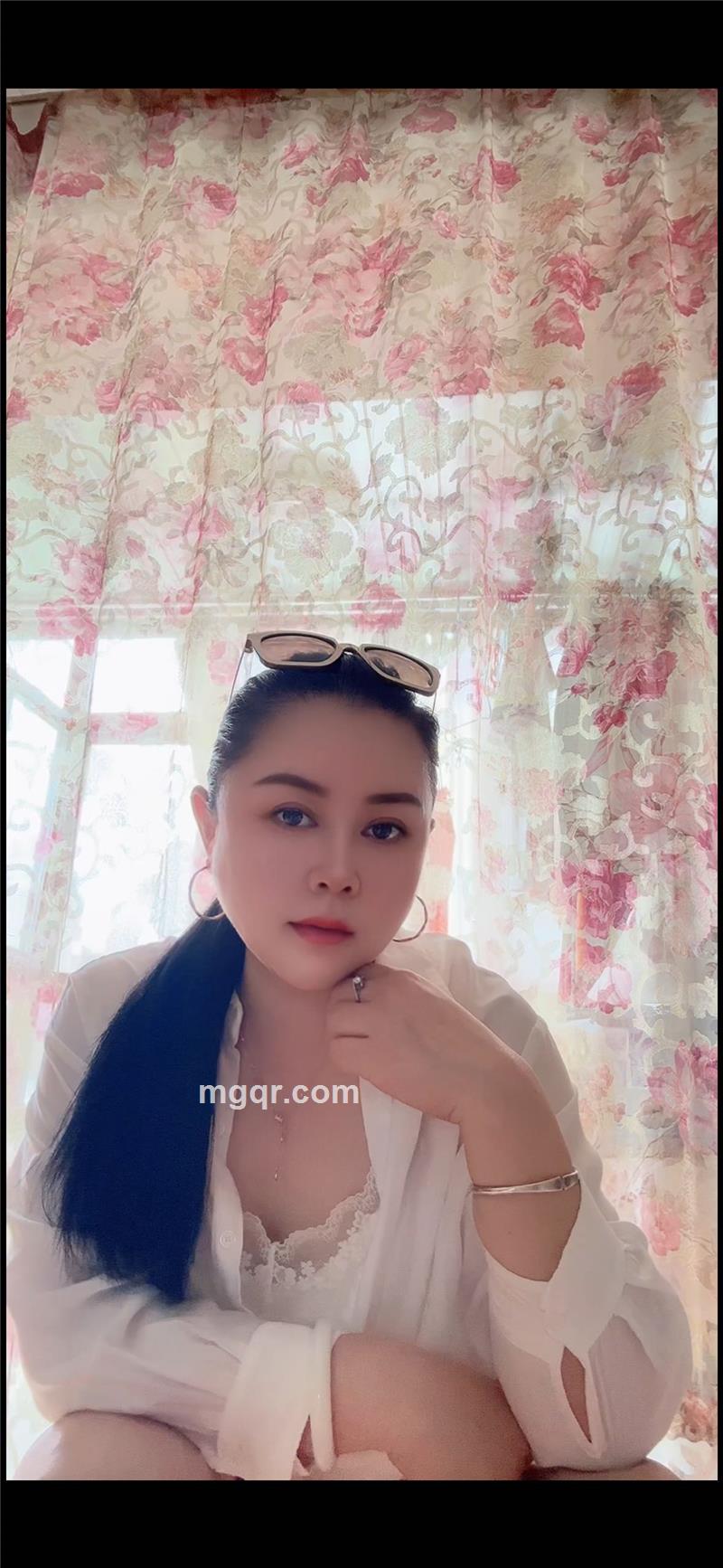 兮颜的第4张照片