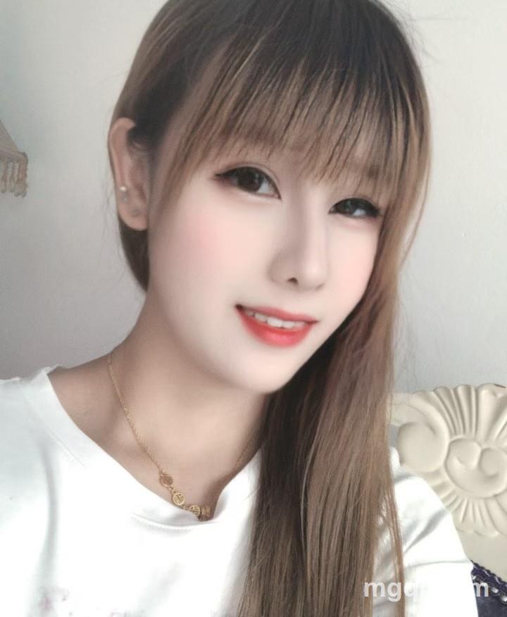 花落谁怜惜的照片